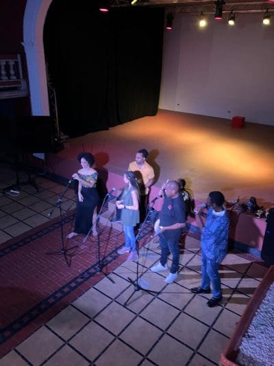 Brindis met Tambύ van Teatro KadaKen in monumentale AULA